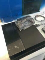 Oculus Quest 2 - Image 2