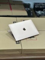 2018 MacBook Air E82 intel core i5 1.6ghz fast processor 8gb ram intel UHD 617 graphic 13.3inch Retina display Touch ID - Image 2