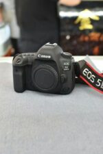 Original Canon 5D Mark Ⅳ camera body with box and accessories(charger, battery, strap) - Image 4
