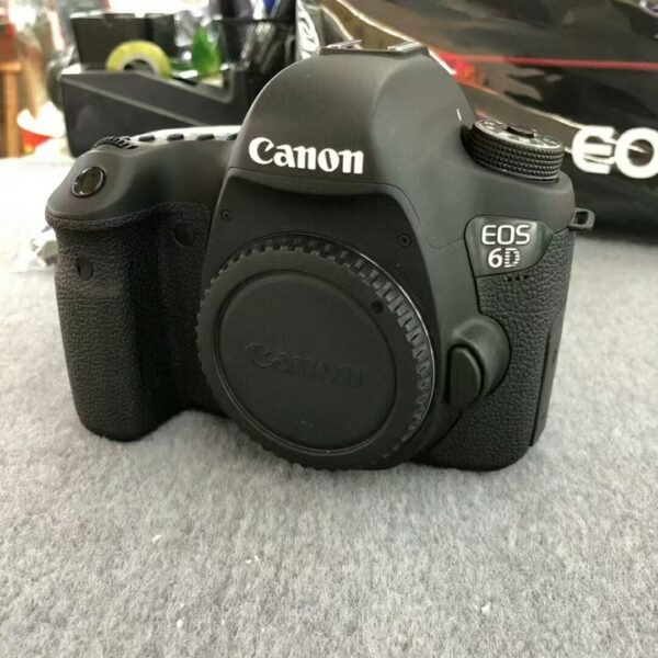 Original Canon 6D camera body with box and accessories(charger, battery, strap)