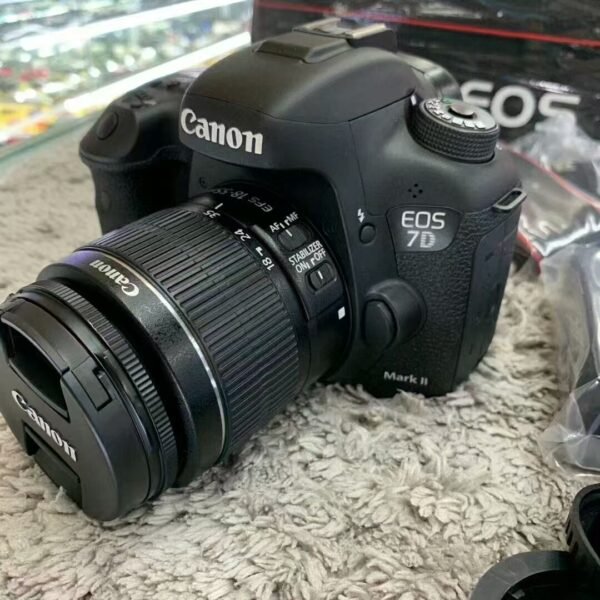 Original Canon 7D Mark Ⅱ➕18-55mm lens with bag and accessories(charger, battery, strap)
