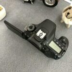 Original Canon 80D➕18-55mm lens with box and accessories(charger, battery, strap) - Image 4