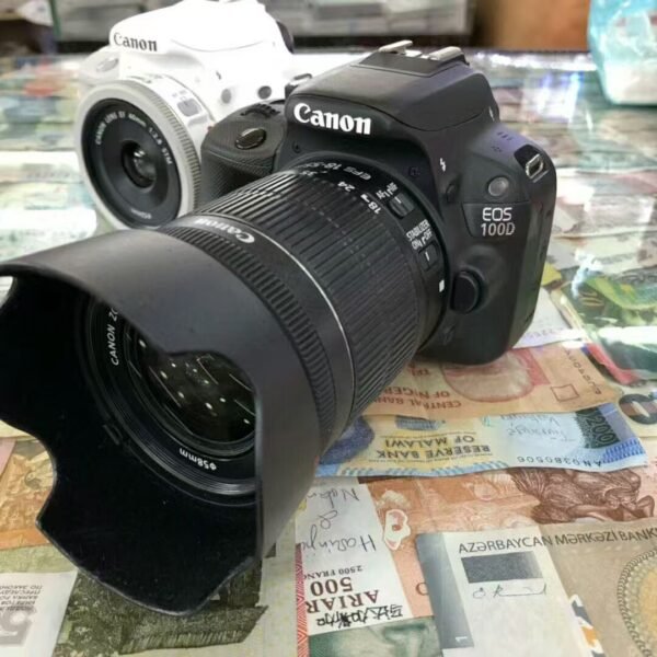 Original Canon 100D➕18-55mm lens with box and accessories(charger, battery, strap)