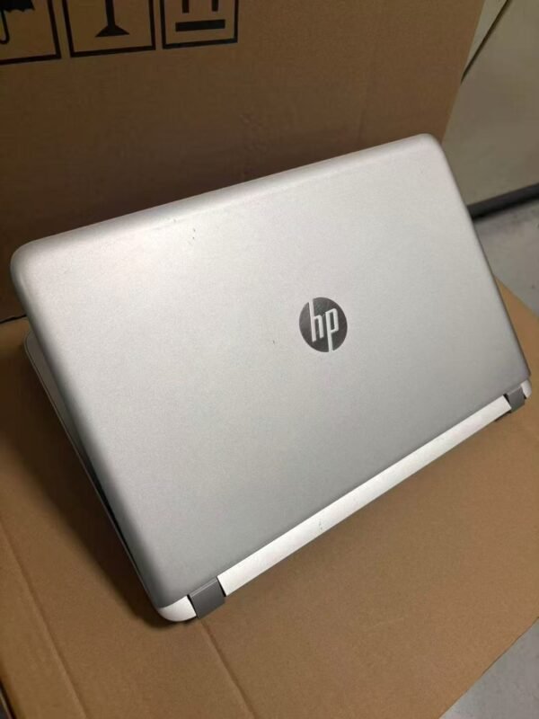 Hp laptop intel core i7 5th fast processor 8G ram 256GSSD  intel HD + Nvidia 940M graphics 15.6inch