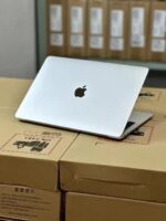 2020 MacBook Air YK7 intel core i5 1.1ghz fast processor 8g ram 512g SSD 2K 13.3inch Touch ID - Image 4
