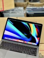 2017 MacBook Pro XW2 intel core i5 3.1ghz processor 8g ram 512g SSD 13.3inch Touch bar - Image 8