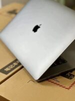2018 MacBook Pro MR972 intel core i7 2.6ghz fast processor 16g ram 512g SSD 15.4inch Touch Bar - Image 8
