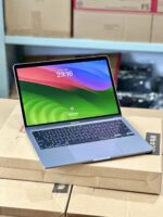 2020 MacBook Pro P42 intel core i5 2.0ghz fast processor 16gb ram 500gb SSD 13.3inch Touch Bar - Image 2