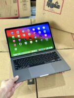 2020 MacBook Pro P42 intel core i5 2.0ghz fast processor 16gb ram 500gb SSD 13.3inch Touch Bar - Image 5