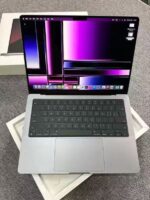 2023 MacBook Pro HE3 M2 Pro fast processor 16gb ram 512g SSD Retina 14inch