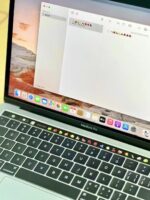 2017 MacBook Pro XV2 intel core i5 3.1ghz processor 8g ram 256g SSD 13.3inch Retina display, with Touch bar and Touch ID - Image 6