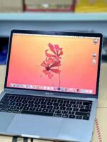 2019 MacBook Pro HP2 intel core i5 fast processor  256gb SSD 13.3 inch Touch Bar - Image 7