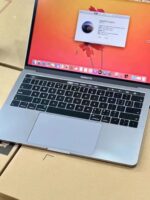 2019 MacBook Pro HP2 intel core i5 fast processor  256gb SSD 13.3 inch Touch Bar - Image 9